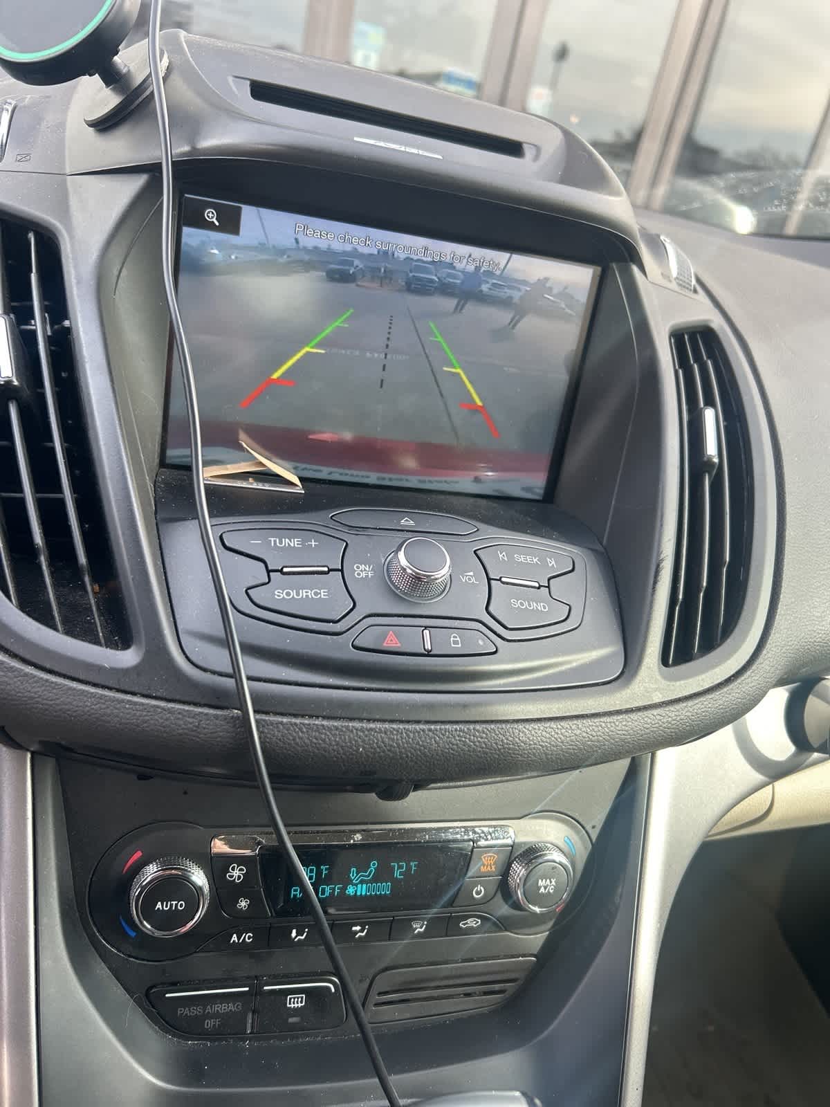 Thumbnail: 2014 Ford Escape - 6