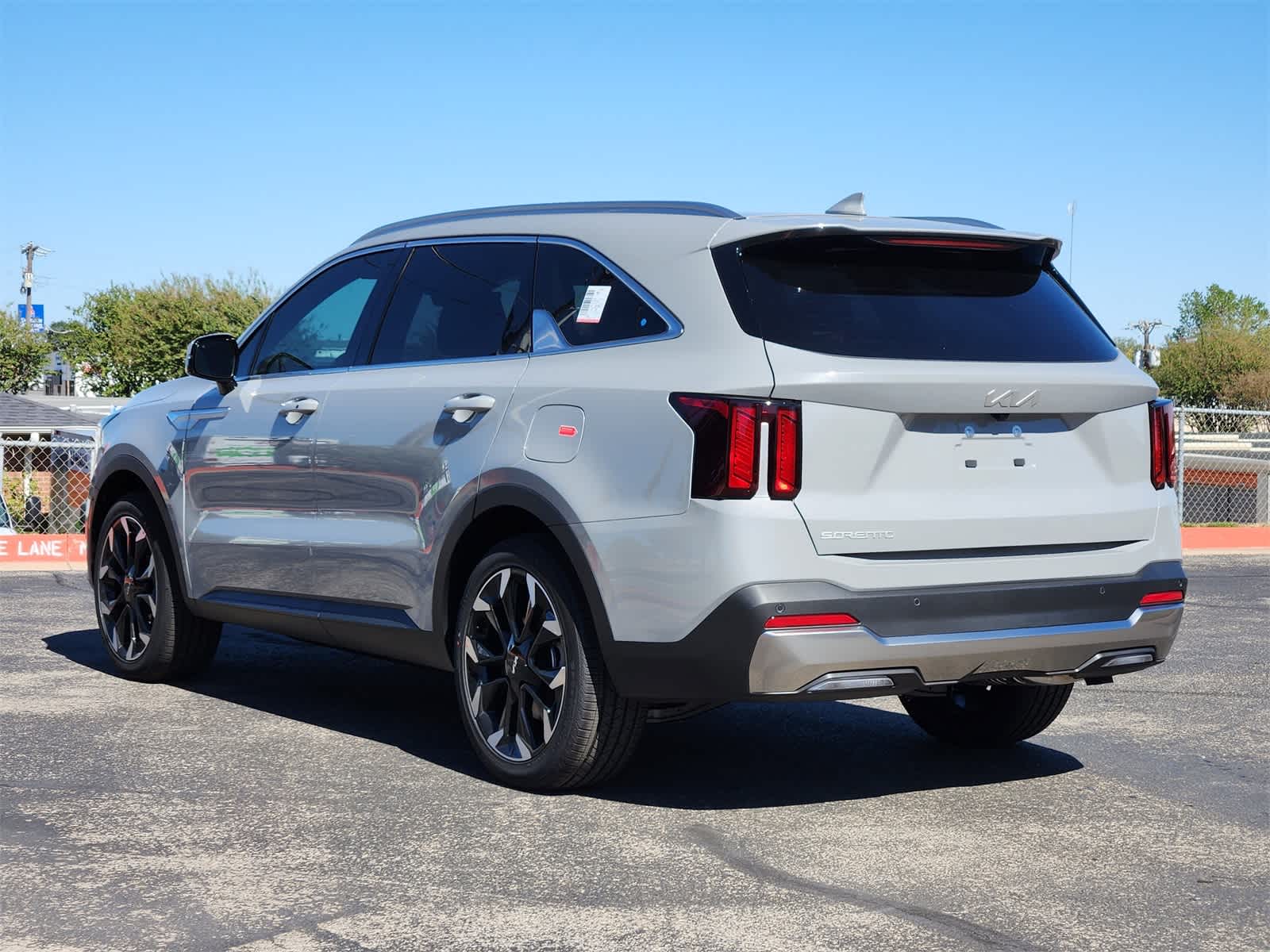 Thumbnail: 2026 Kia Sorento - 6