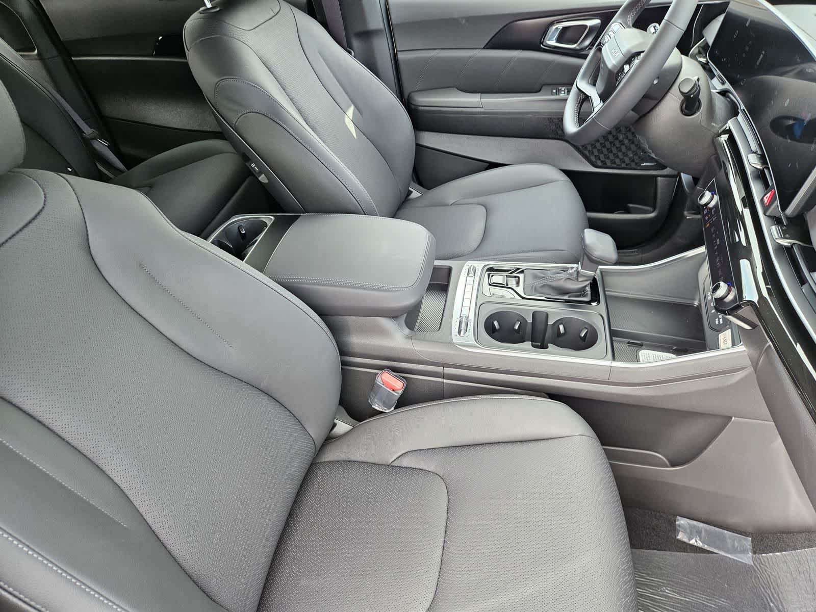 2027 Kia Carnival SX Prestige - Photo 10