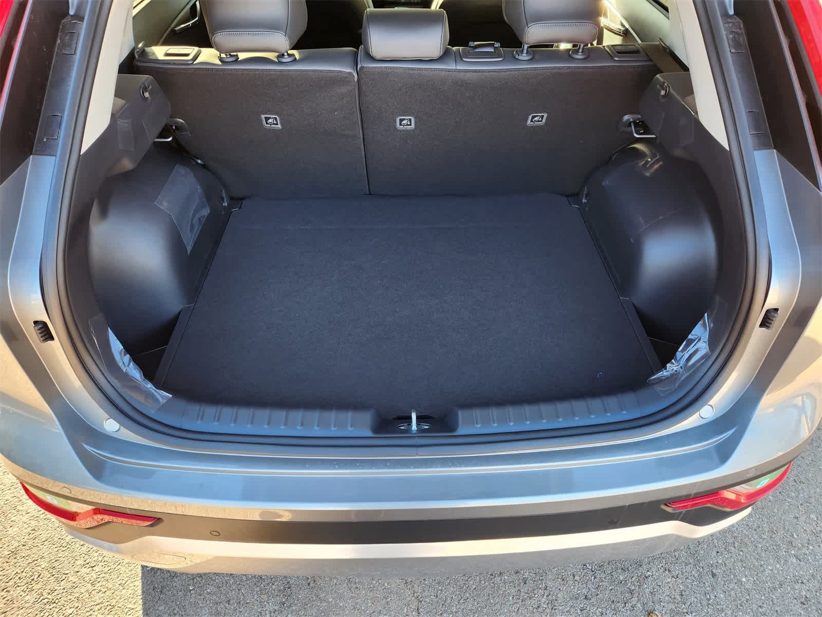 Thumbnail: 2026 Kia Niro - 29