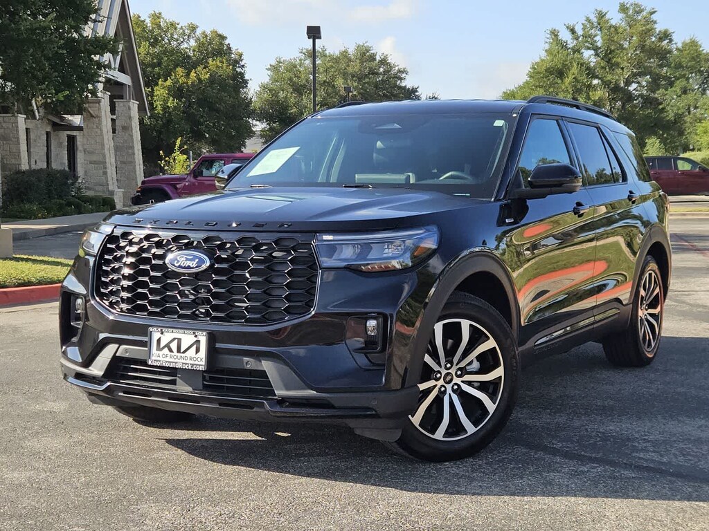 Used 2025 Ford Explorer ST-Line SUV