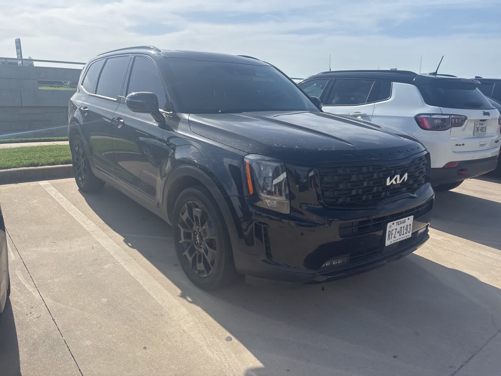 Thumbnail: 2022 Kia Telluride - 3