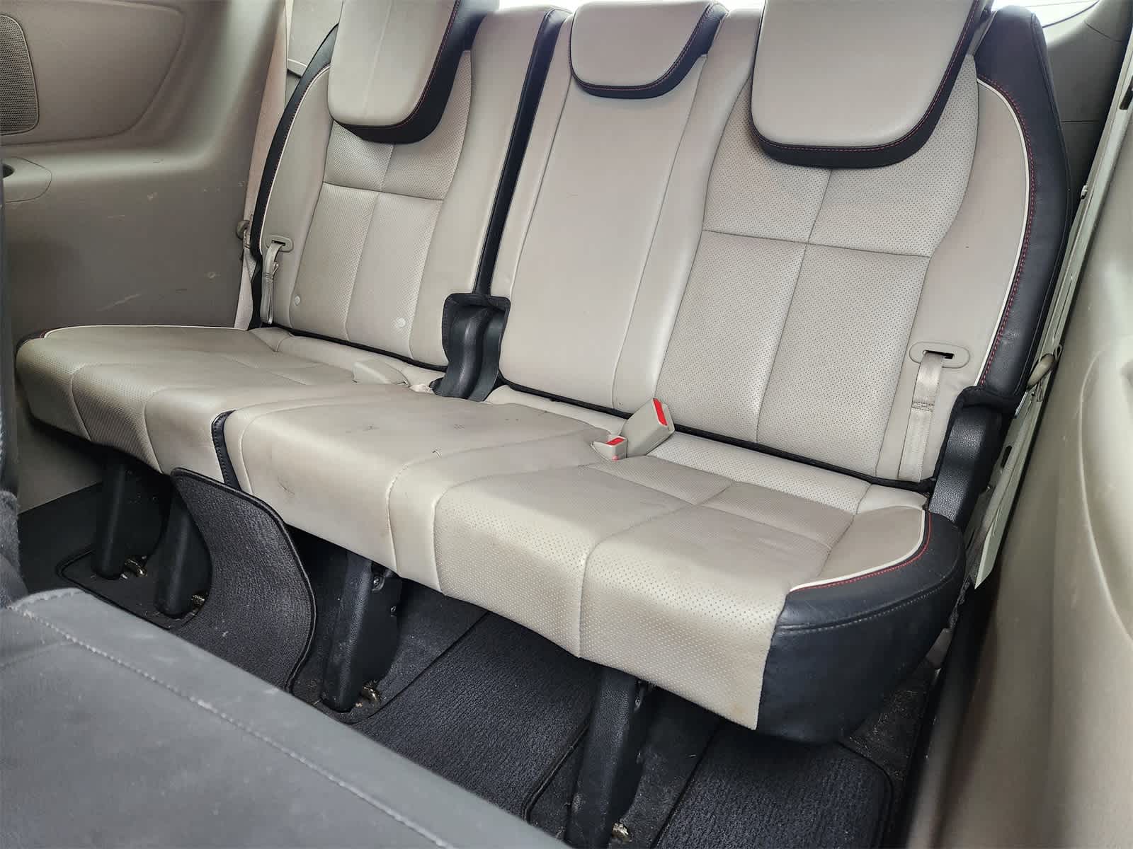 Thumbnail: 2019 Kia Sedona - 28