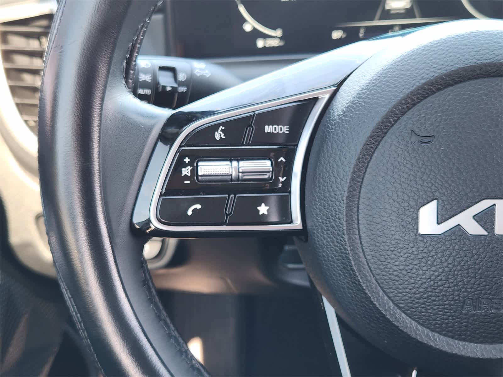 Thumbnail: 2024 Kia Seltos - 25