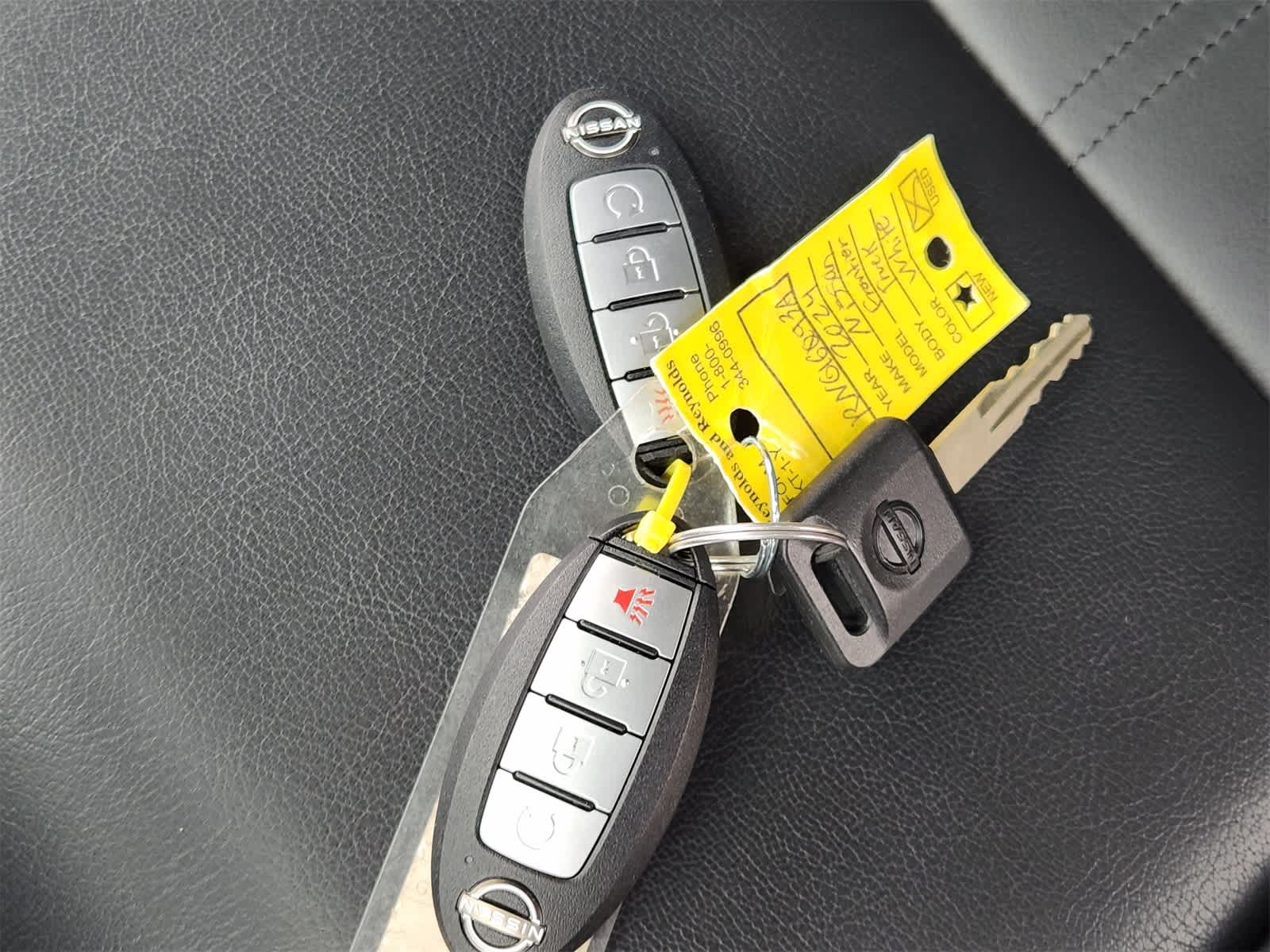 Thumbnail: 2024 Nissan Frontier - 33