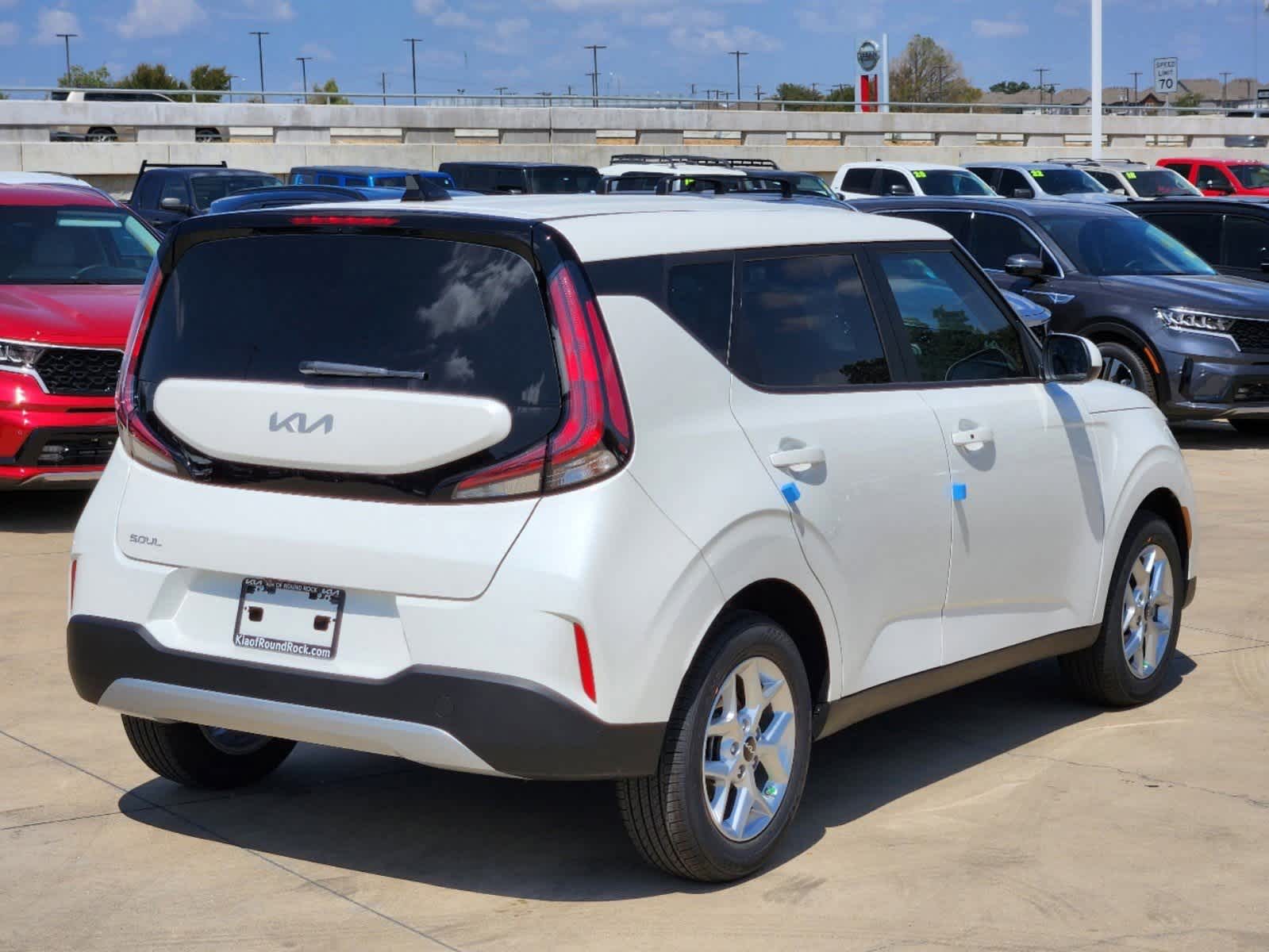 Thumbnail: 2025 Kia Soul - 4