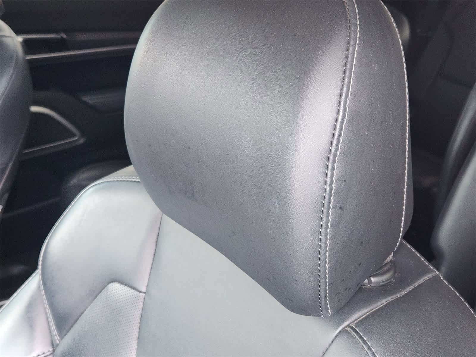 Thumbnail: 2020 Kia Telluride - 15