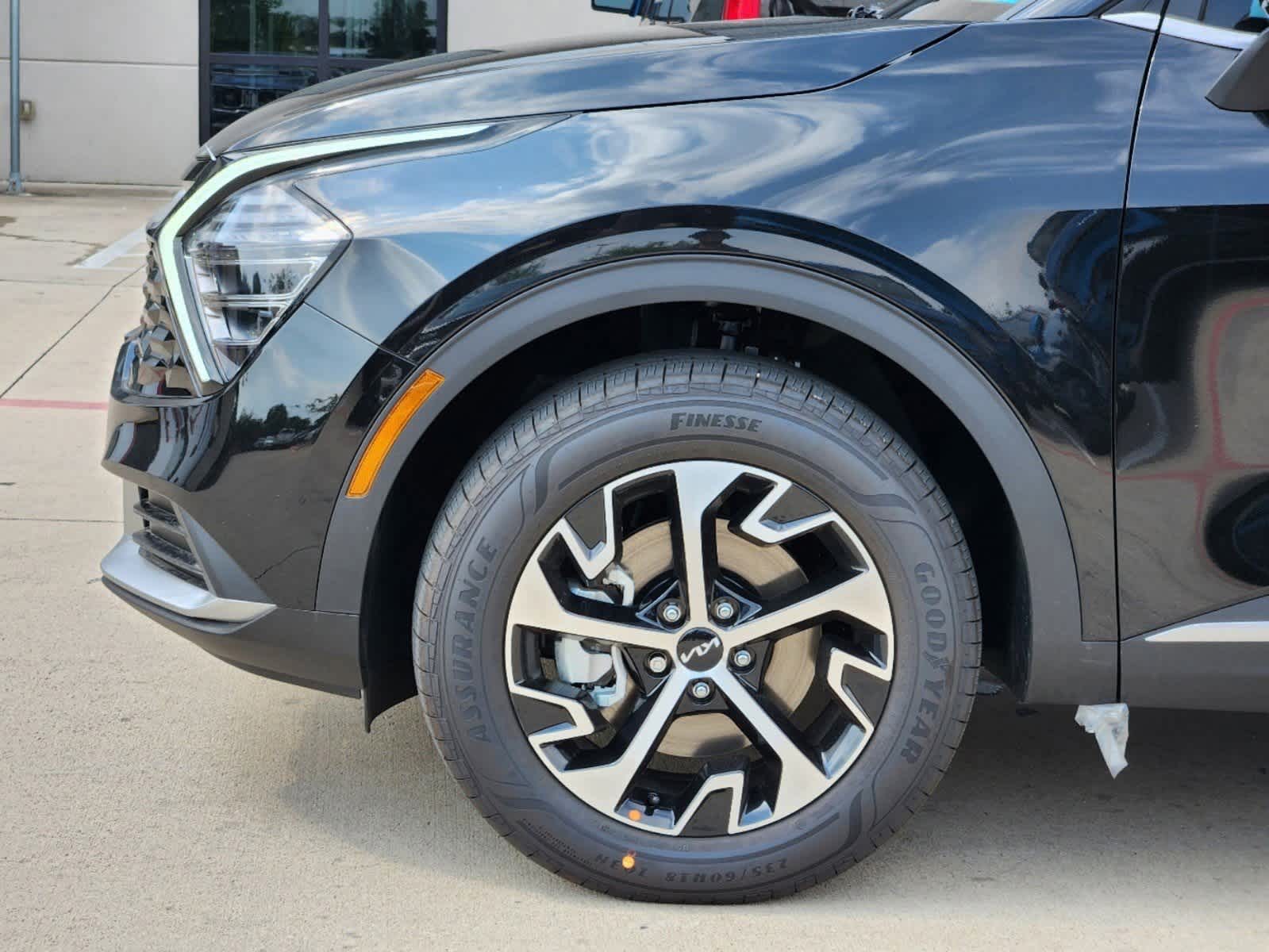 Thumbnail: 2025 Kia Sportage - 7