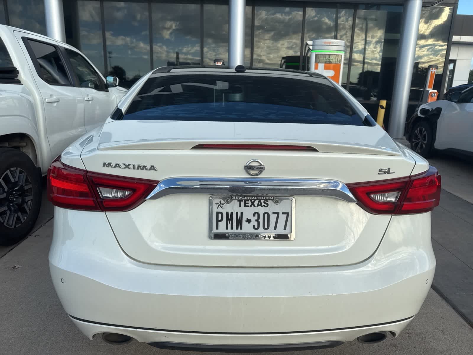 Thumbnail: 2017 Nissan Maxima - 5