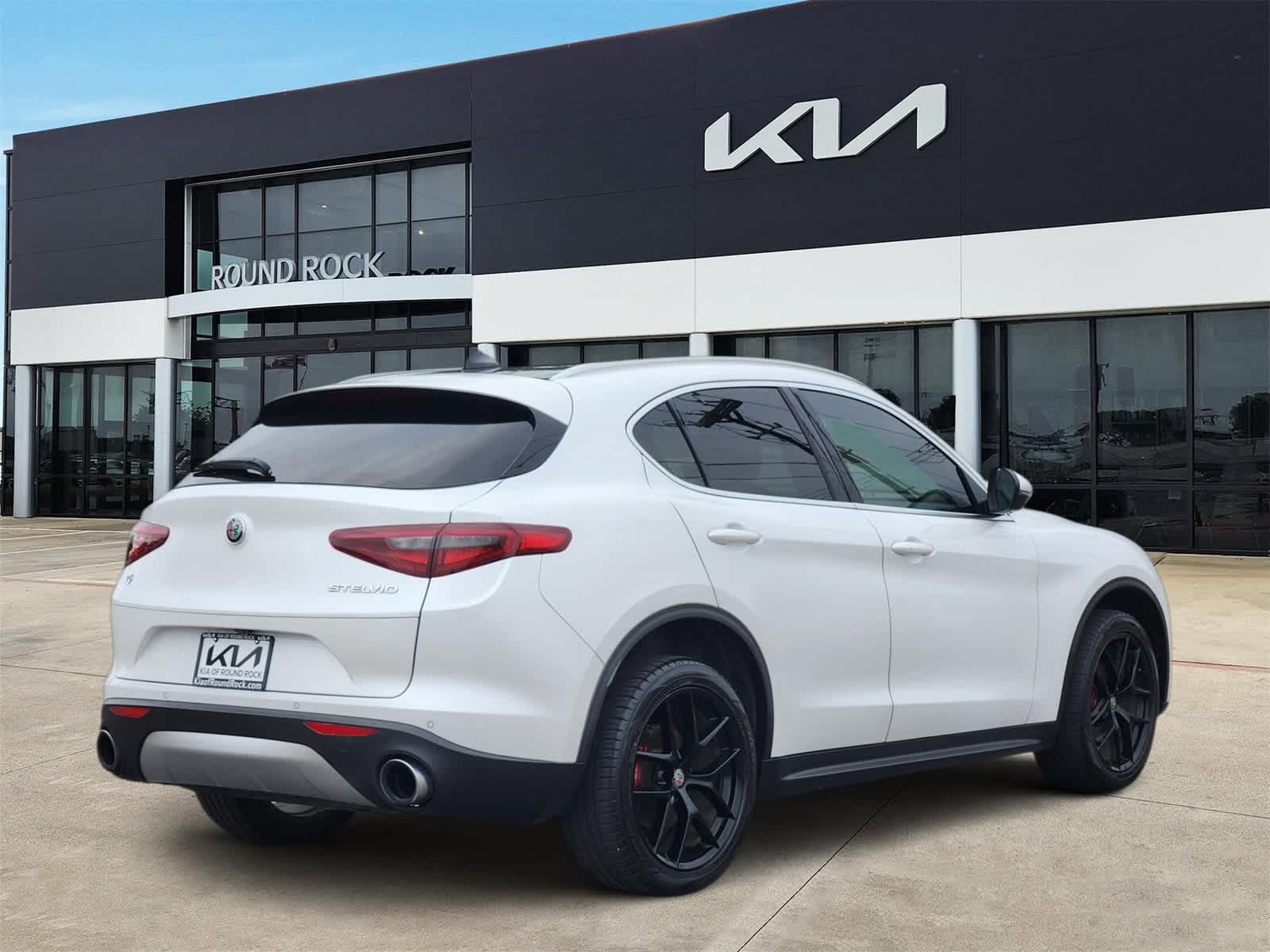 Thumbnail: 2019 Alfa Romeo Stelvio - 5