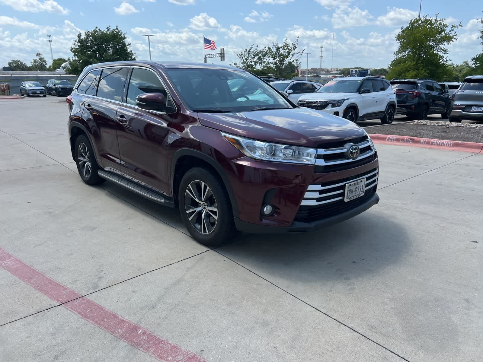 Thumbnail: 2017 Toyota Highlander - 5