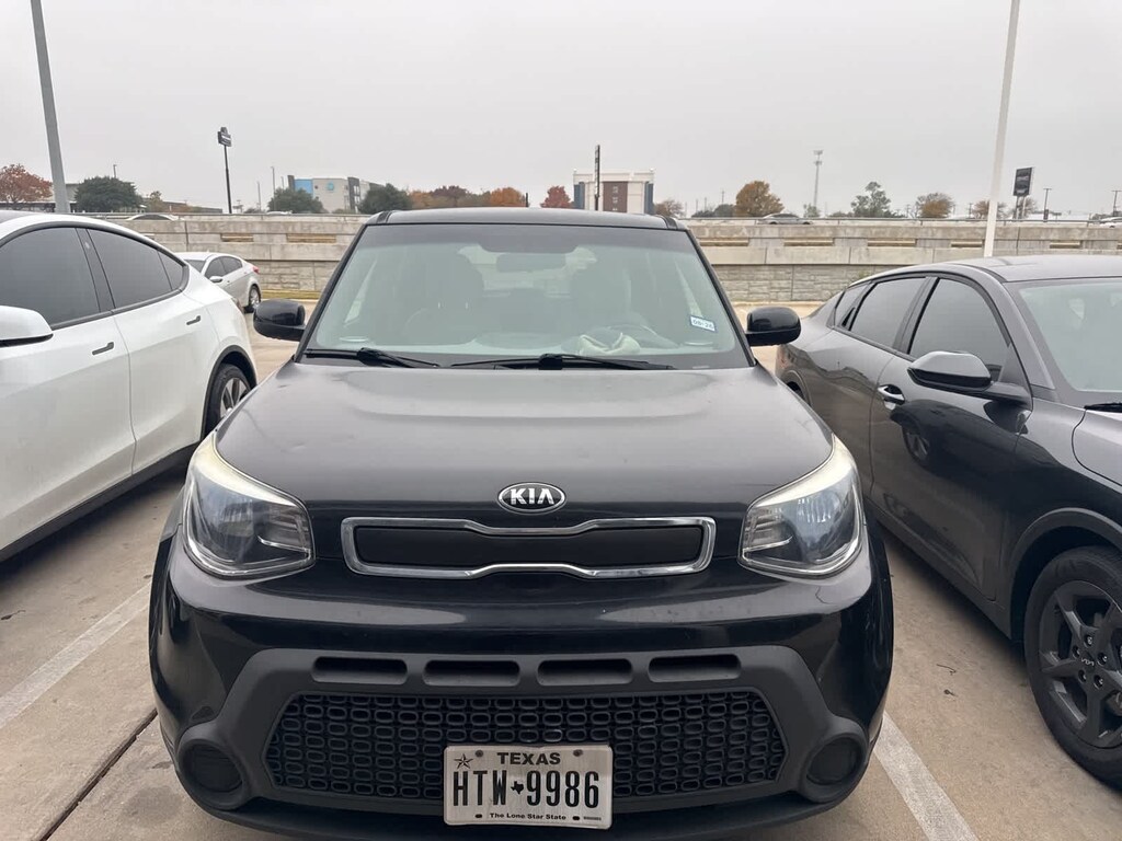 Used 2016 Kia Soul Base FWD Hatchback