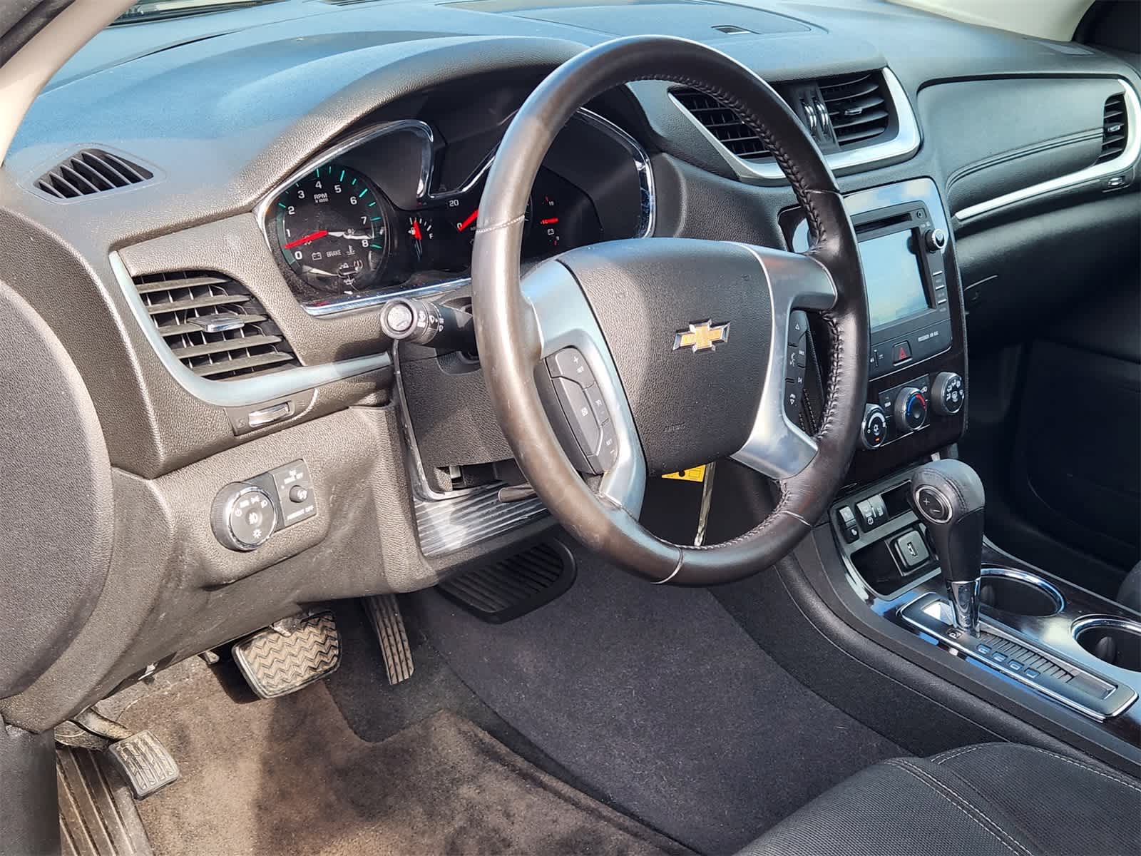 Thumbnail: 2017 Chevrolet Traverse - 2