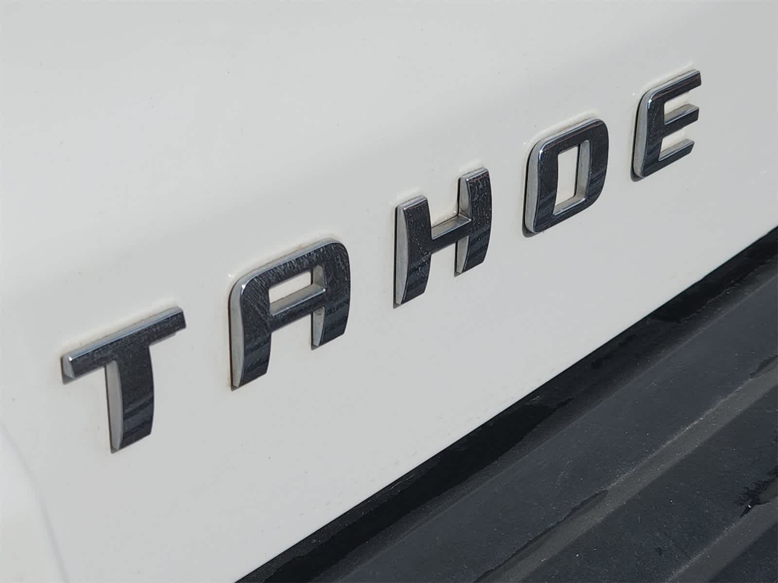 Thumbnail: 2019 Chevrolet Tahoe - 11