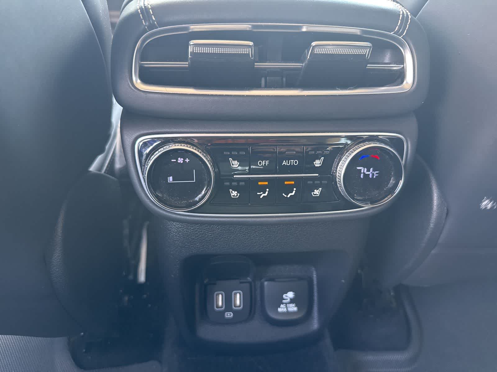 Thumbnail: 2021 Genesis GV80 - 16