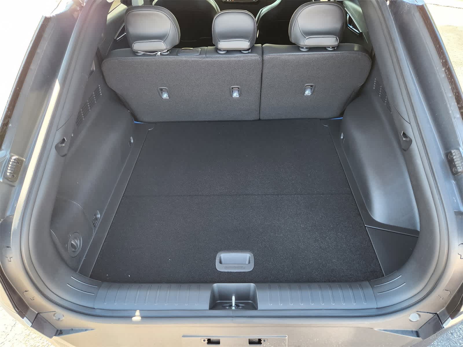 Thumbnail: 2025 Kia EV6 - 22