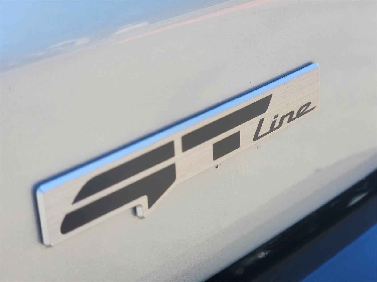 Thumbnail: 2026 Kia EV9 - 10