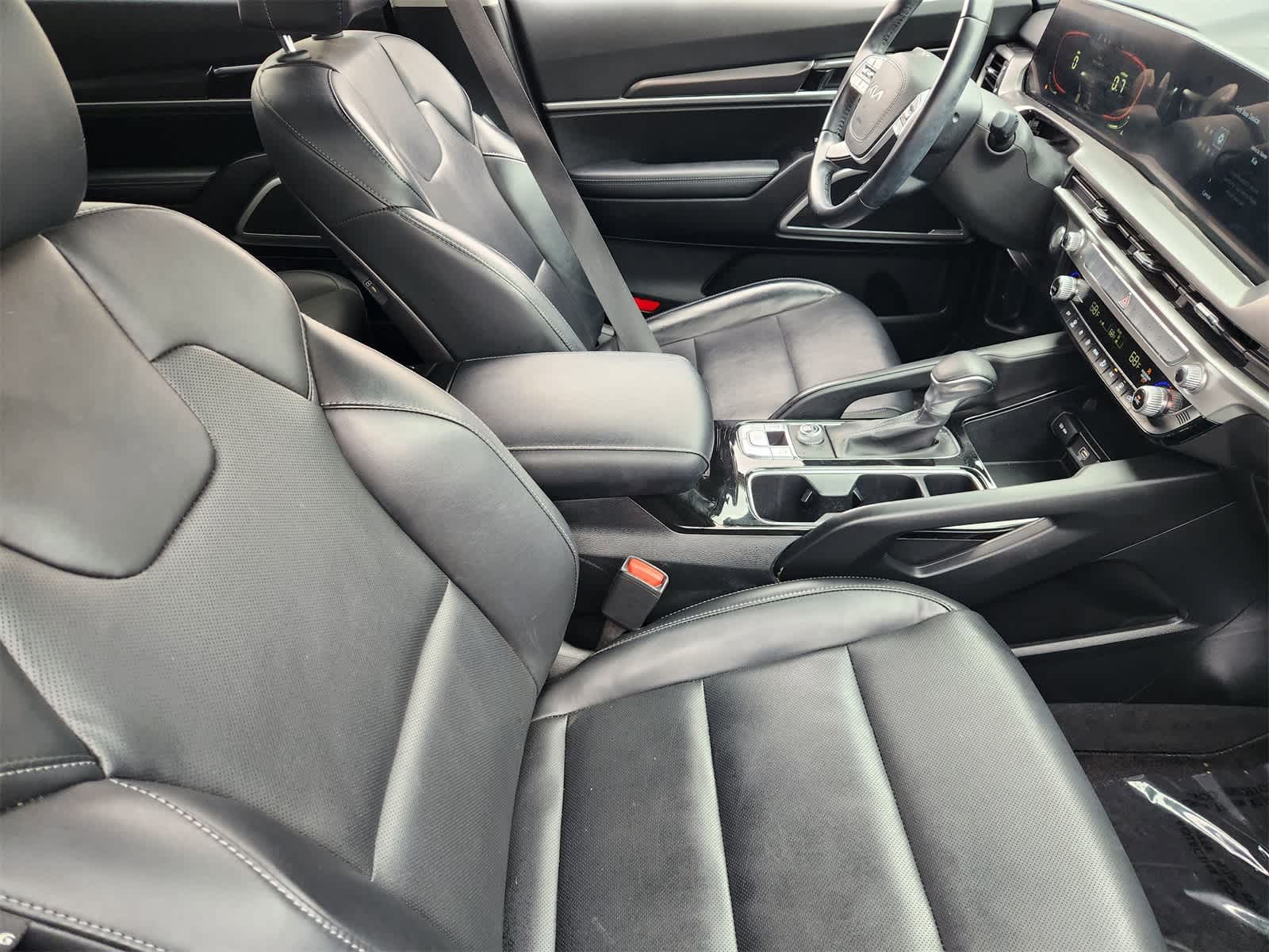 Thumbnail: 2023 Kia Telluride - 13