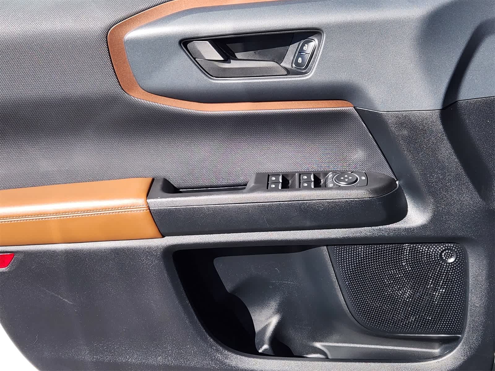 Thumbnail: 2021 Ford Bronco Sport - 22