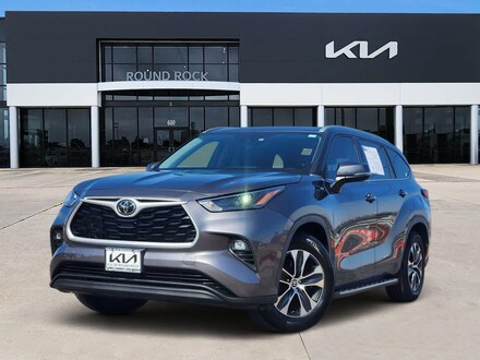 2022 Toyota Highlander XLE SUV