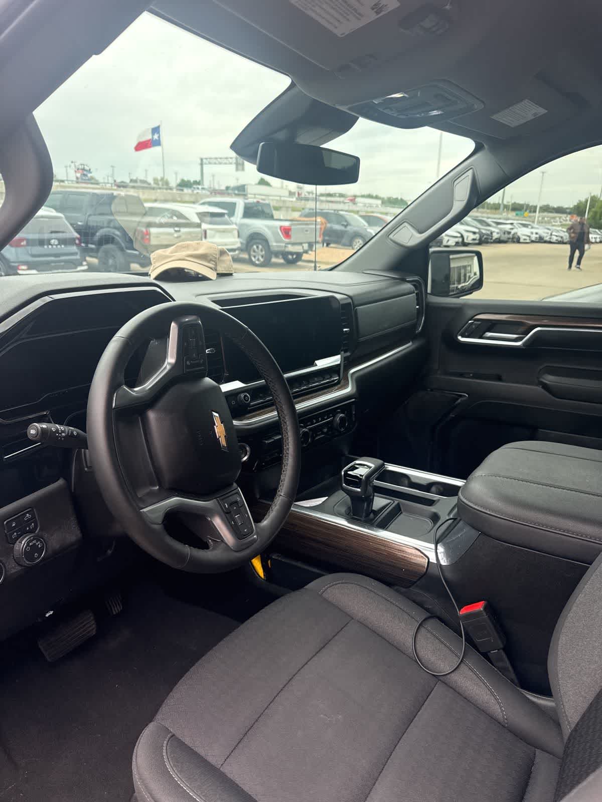 Thumbnail: 2024 Chevrolet Silverado 1500 - 7