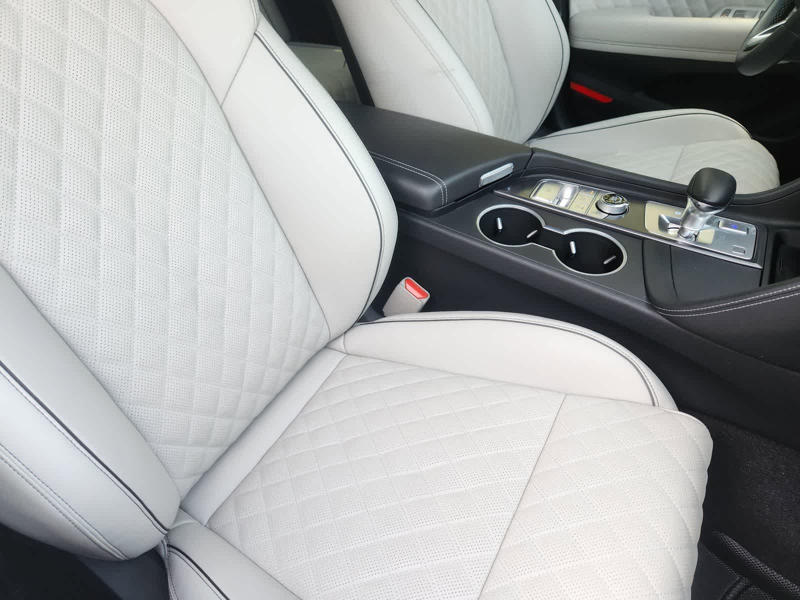 Thumbnail: 2025 Genesis G70 - 14