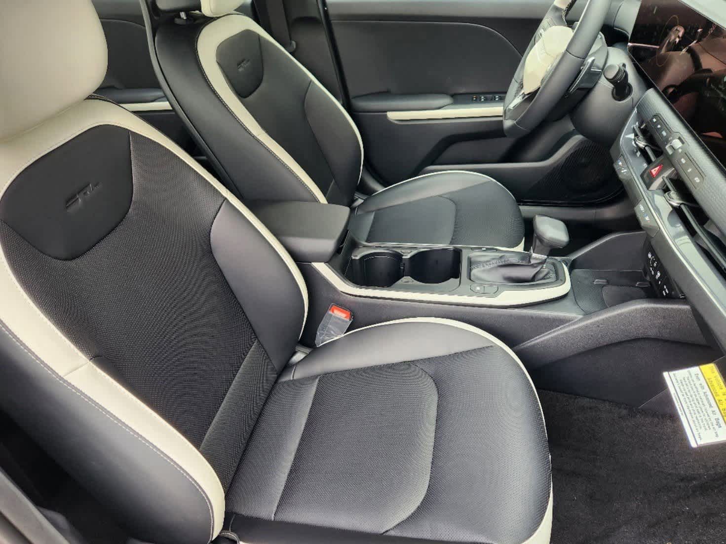 Thumbnail: 2025 Kia K4 - 11