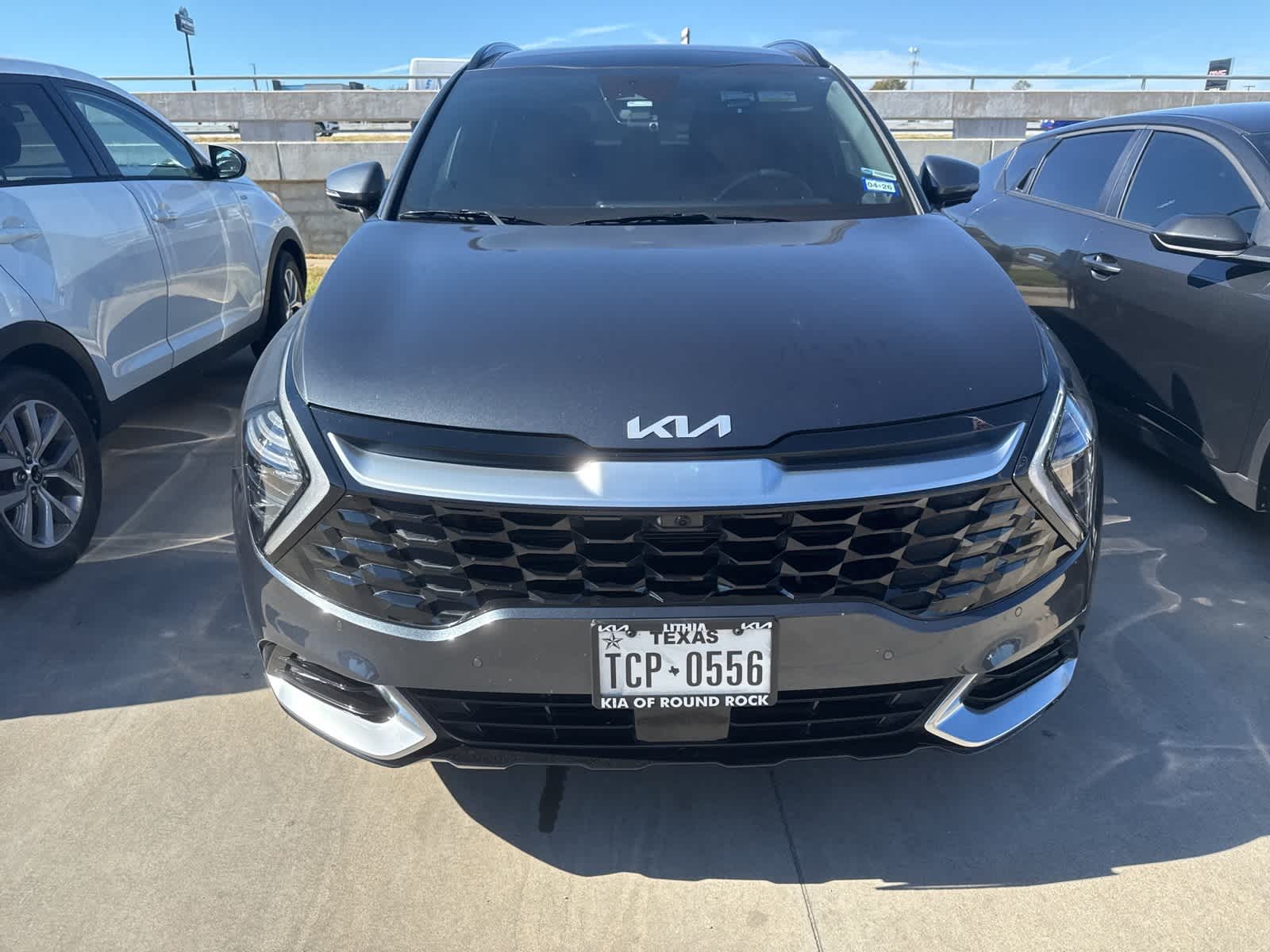 2023 Kia Sportage photo 3