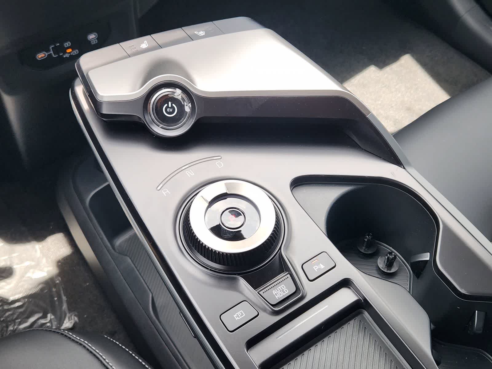 Thumbnail: 2026 Kia EV6 - 16