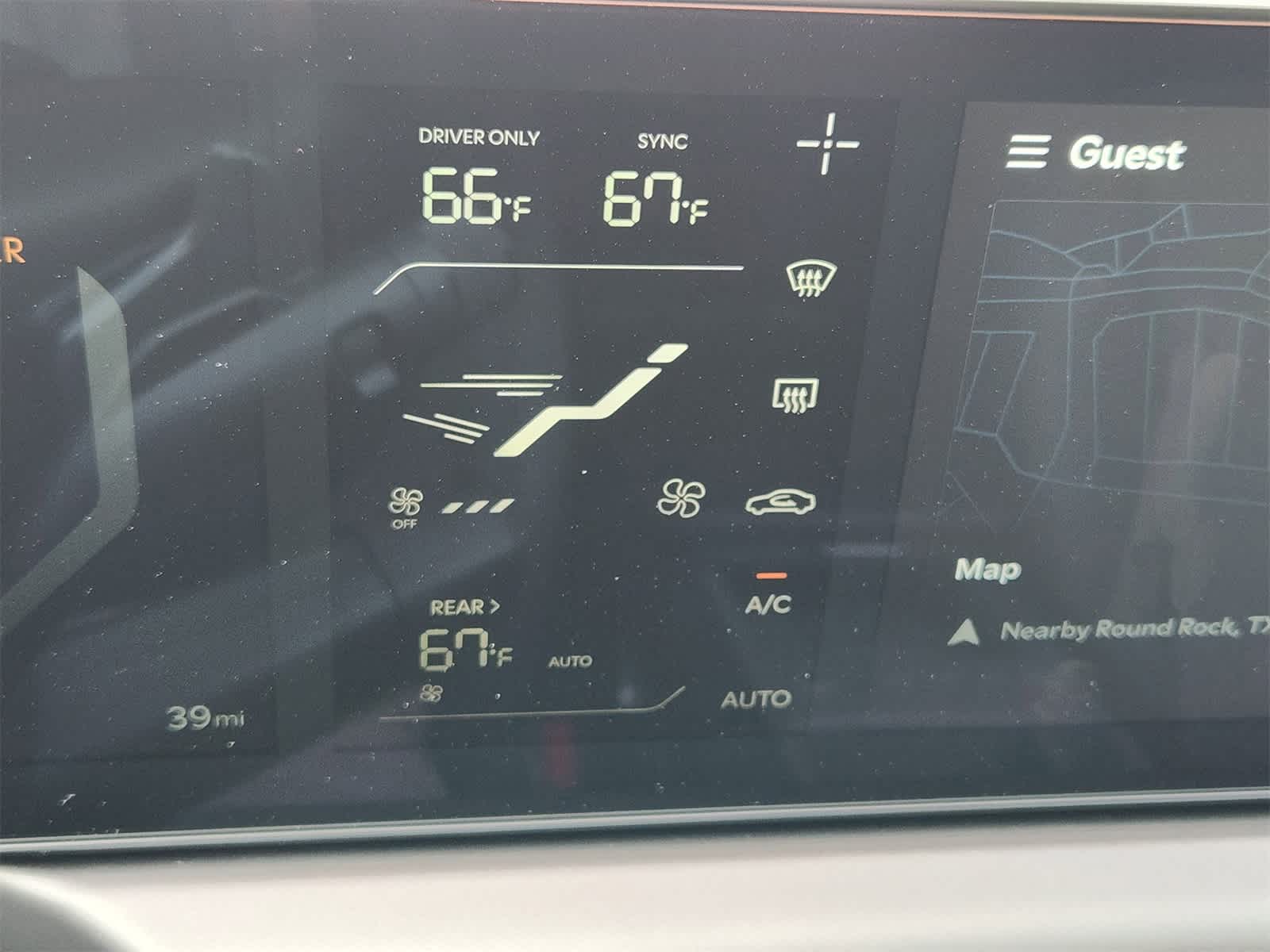 Thumbnail: 2026 Kia EV9 - 17