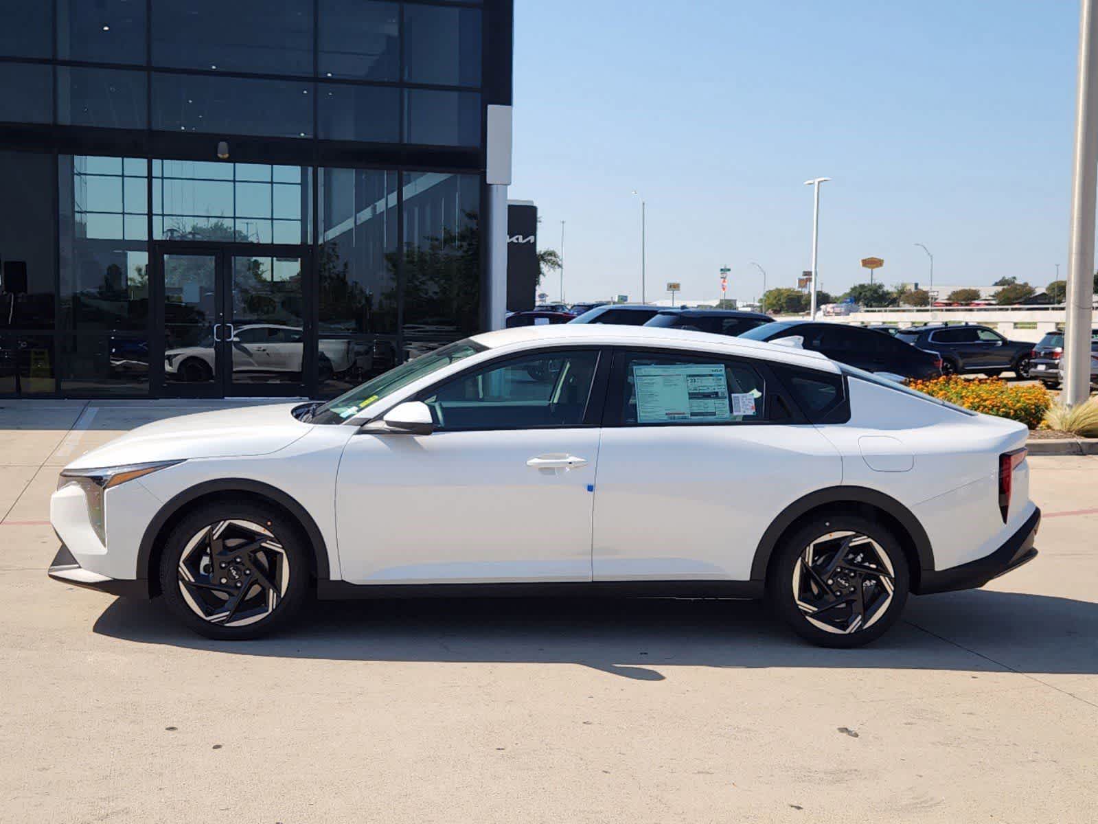 Thumbnail: 2026 Kia K4 - 3