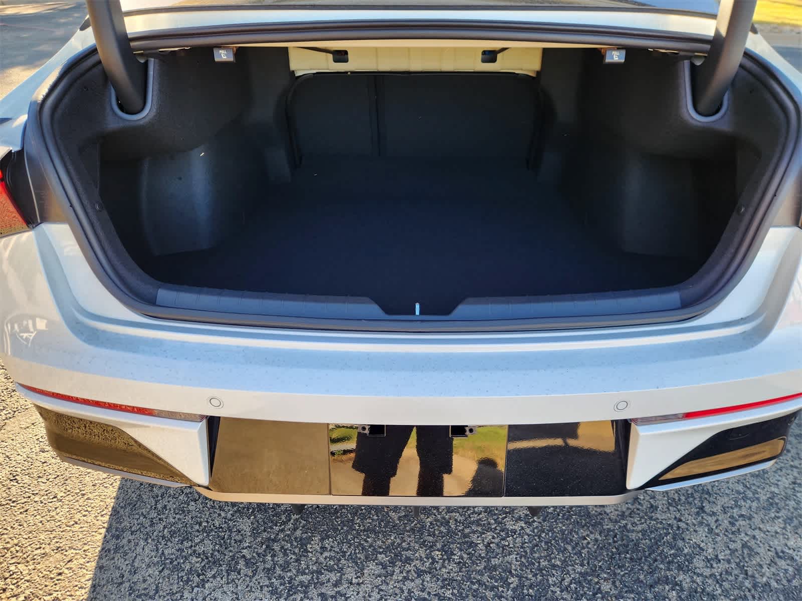 Thumbnail: 2026 Kia K5 - 23