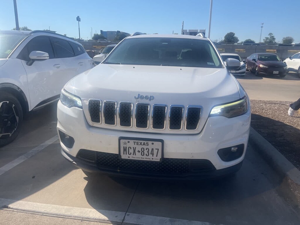 Used 2019 Jeep Cherokee Latitude Plus FWD SUV