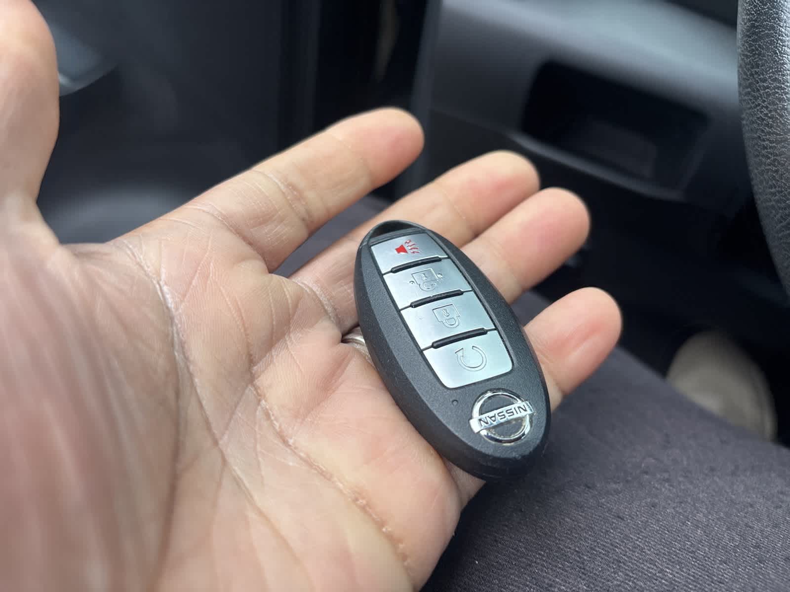 Thumbnail: 2019 Nissan Kicks - 6