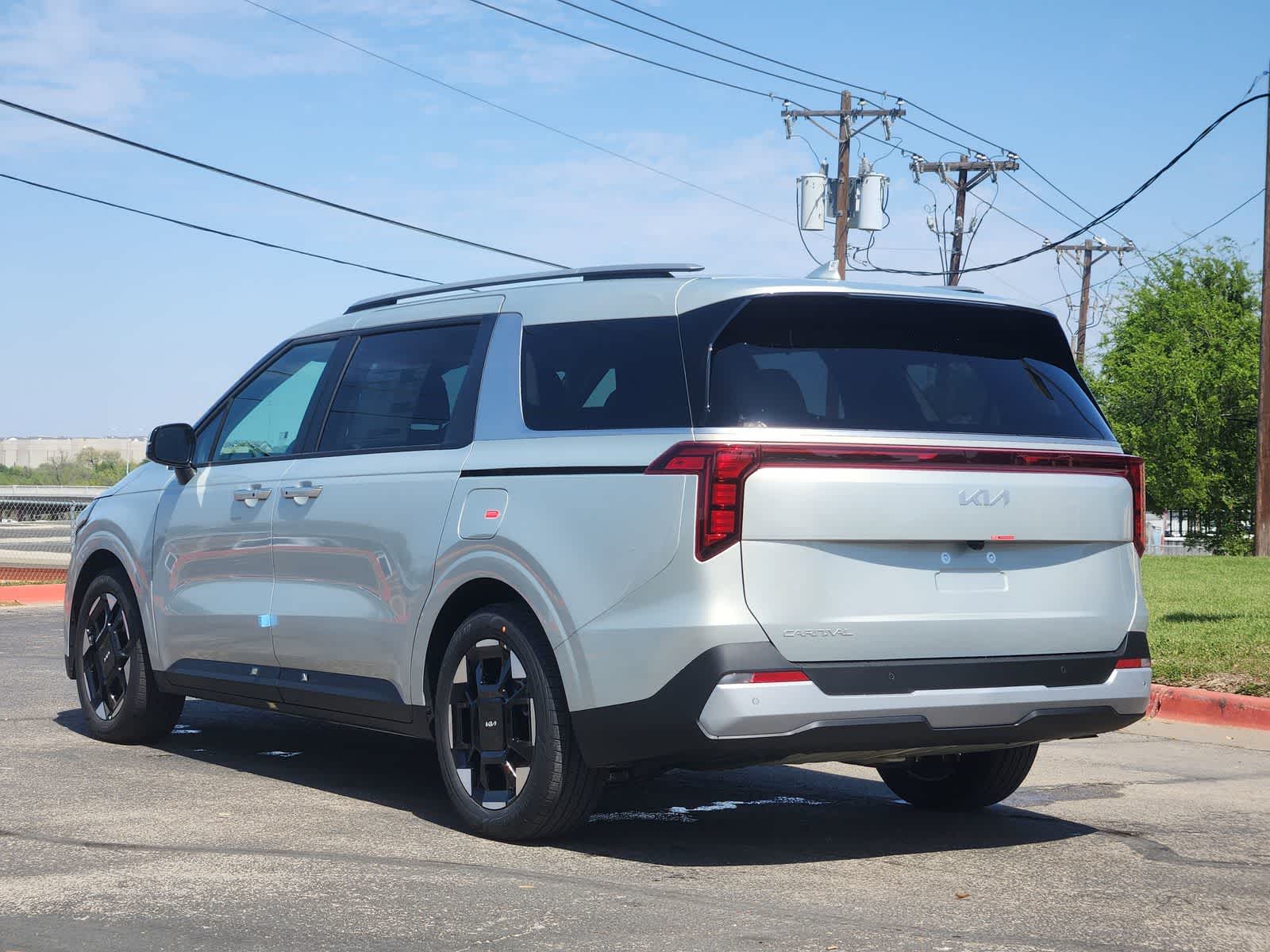 Thumbnail: 2026 Kia Carnival - 6