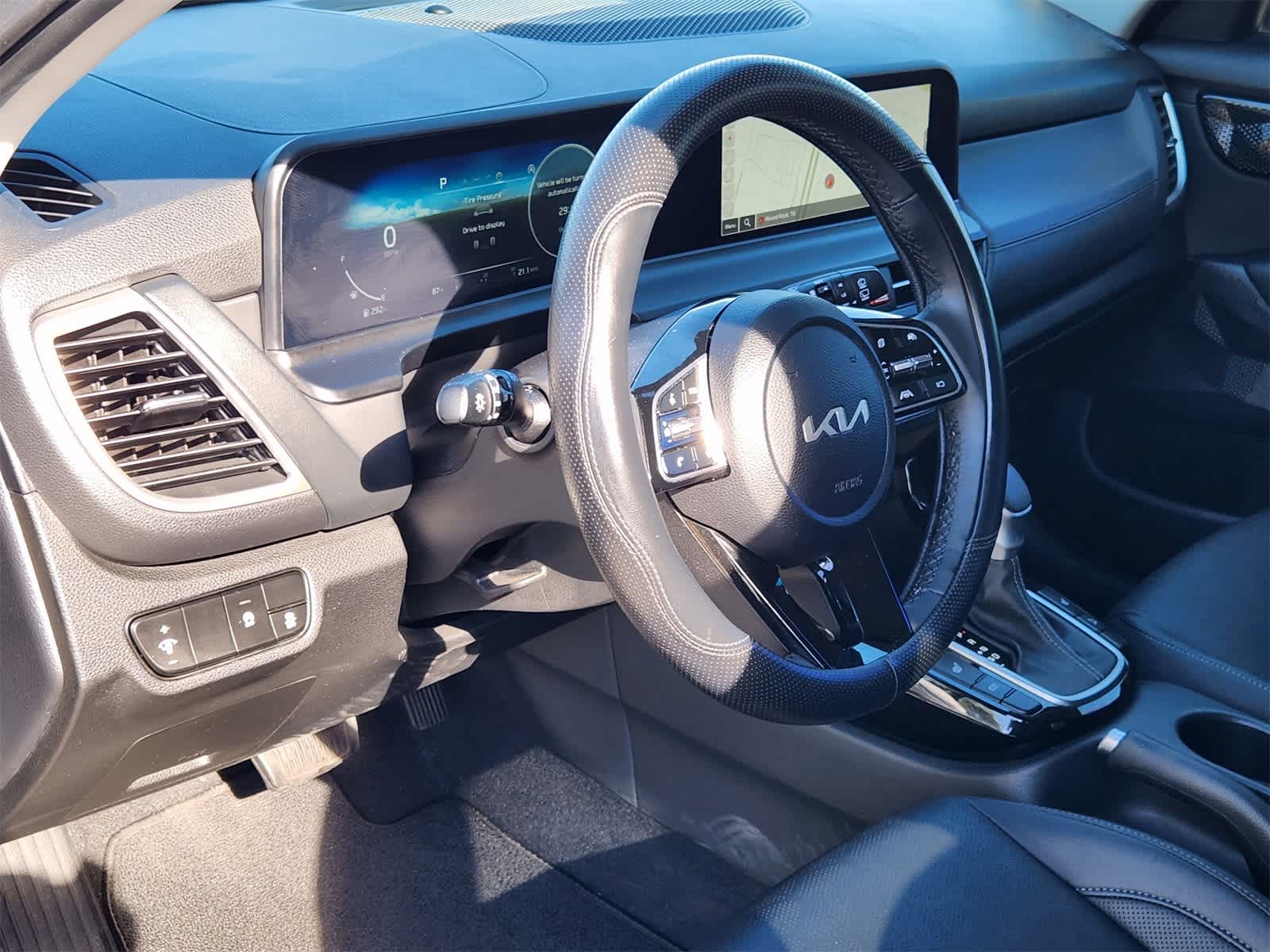 Thumbnail: 2024 Kia Seltos - 2