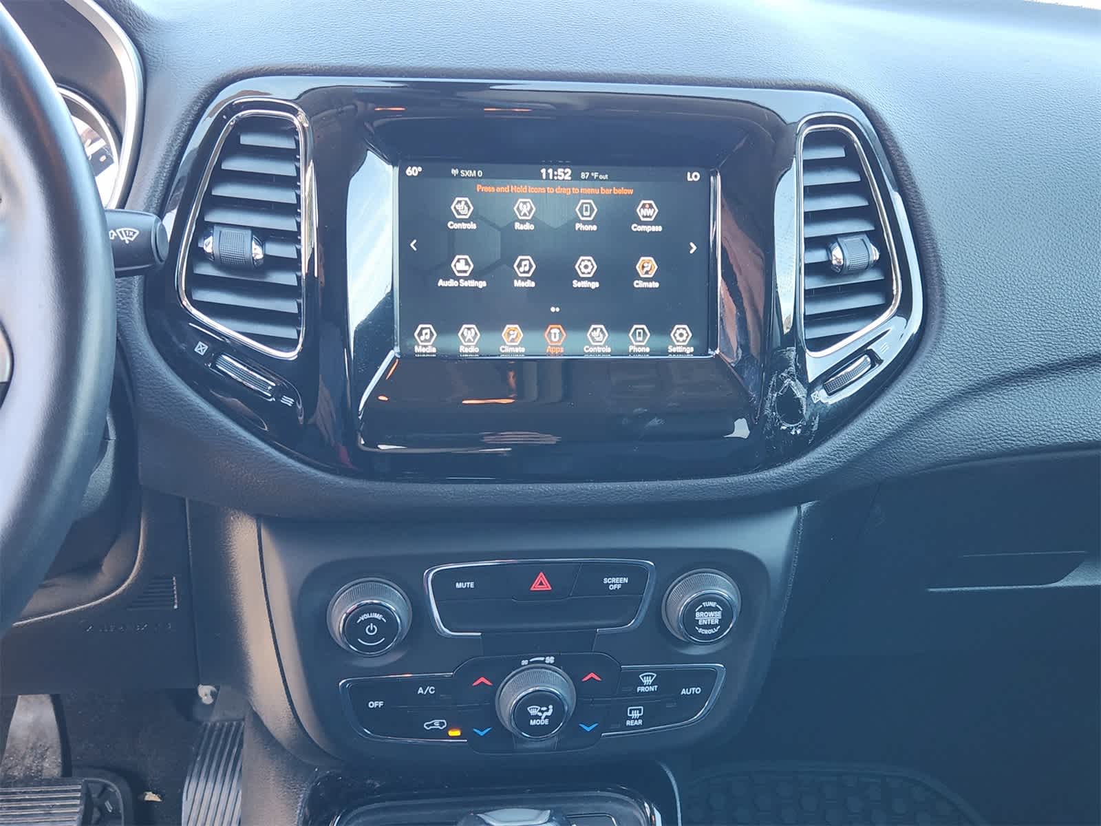 Thumbnail: 2019 Jeep Compass - 16