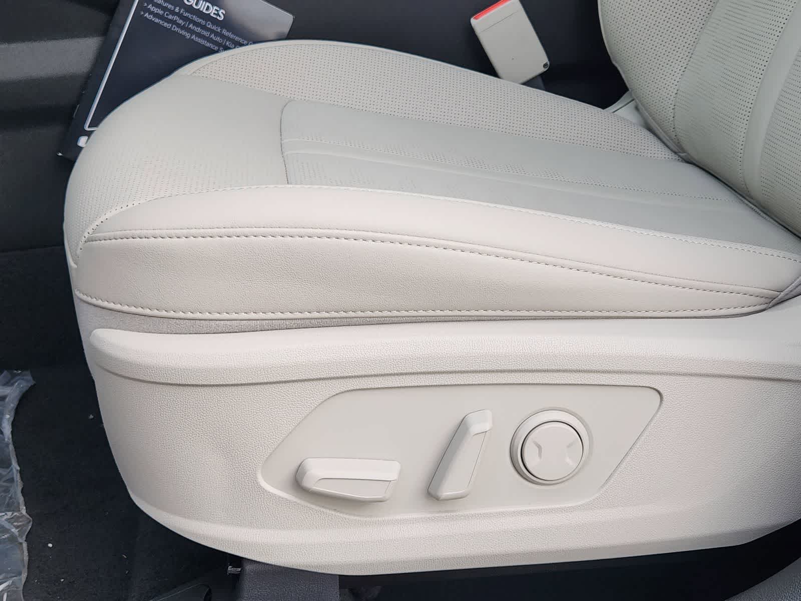 Thumbnail: 2026 Kia Sorento - 22