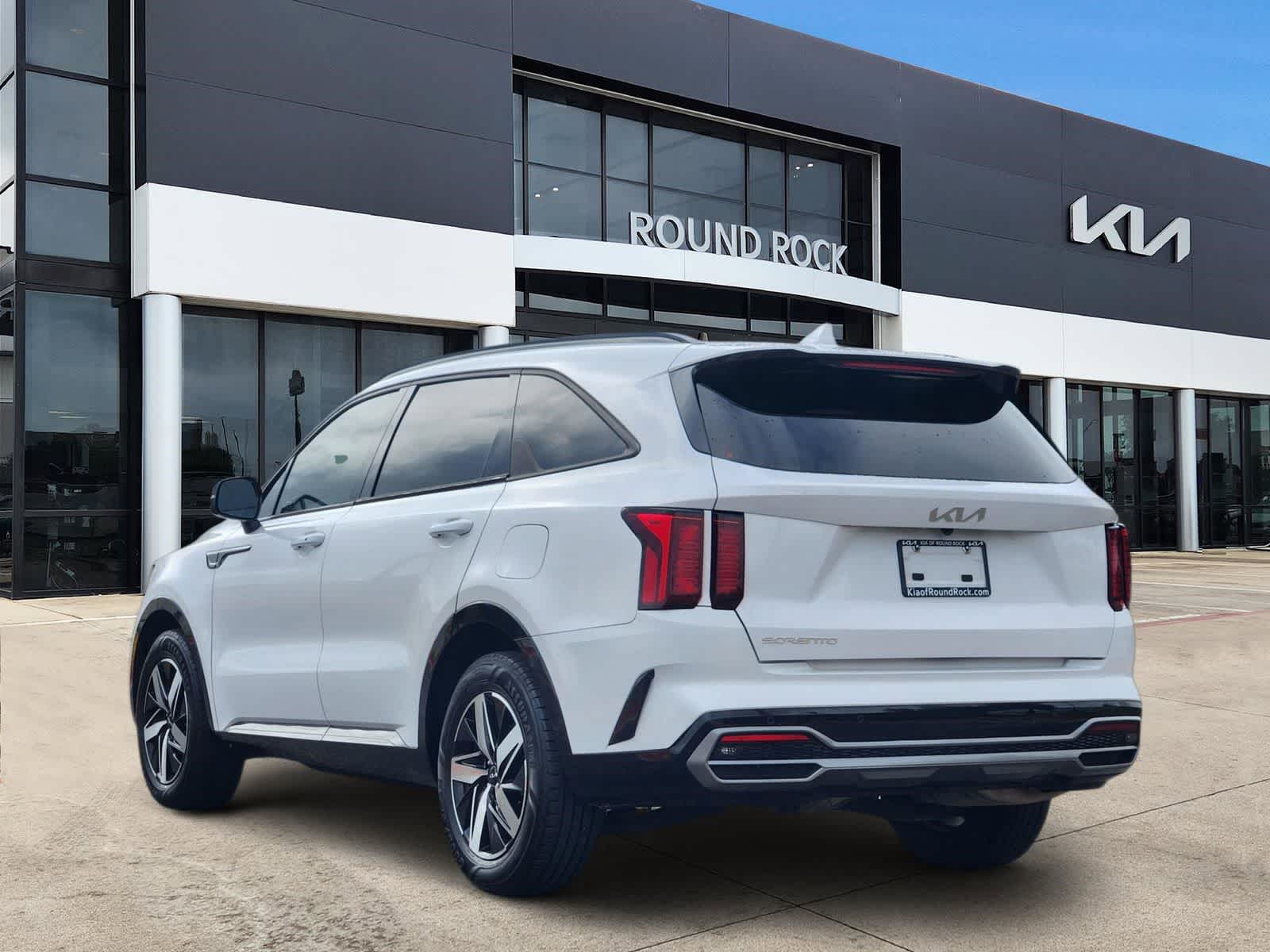 Thumbnail: 2023 Kia Sorento - 6