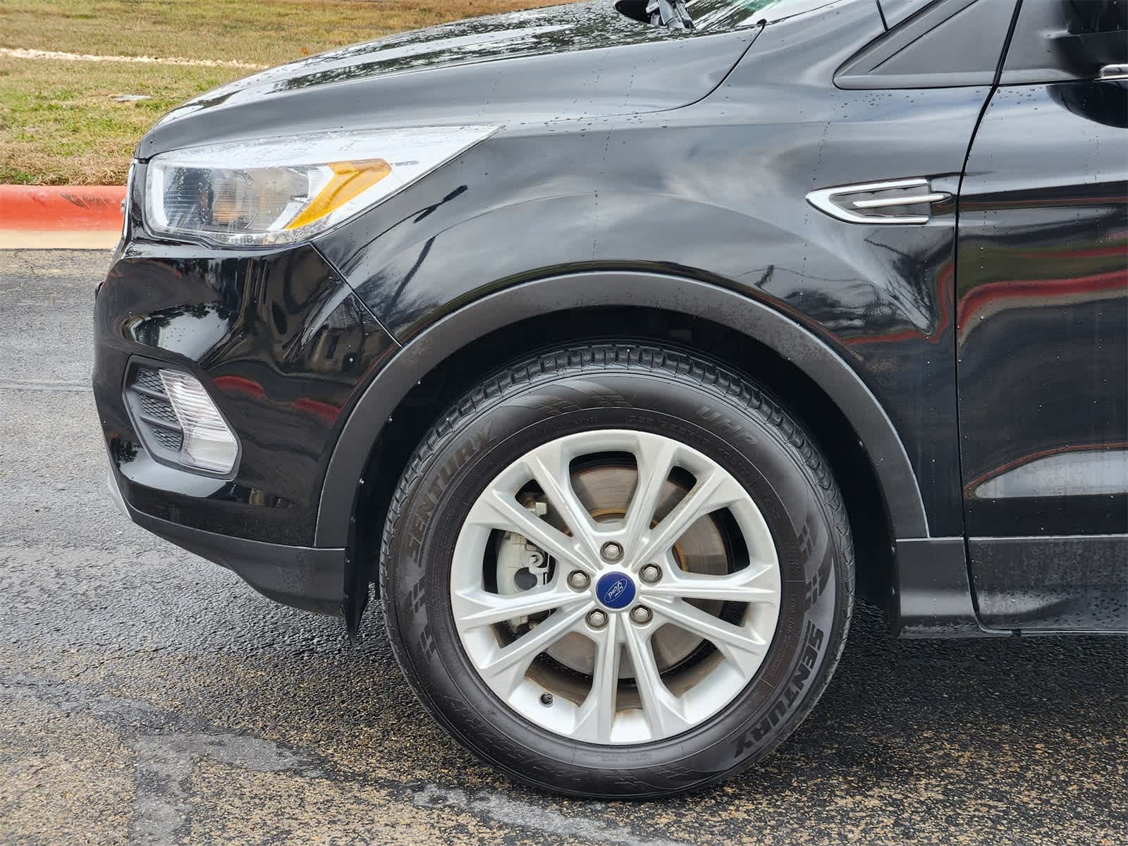 Thumbnail: 2018 Ford Escape - 8