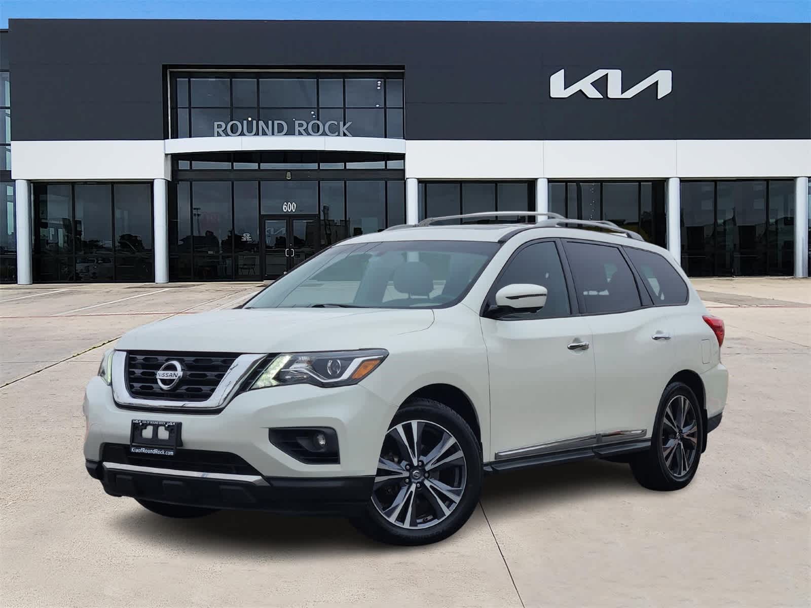 2017 Nissan Pathfinder Platinum -
                  Round Rock, TX