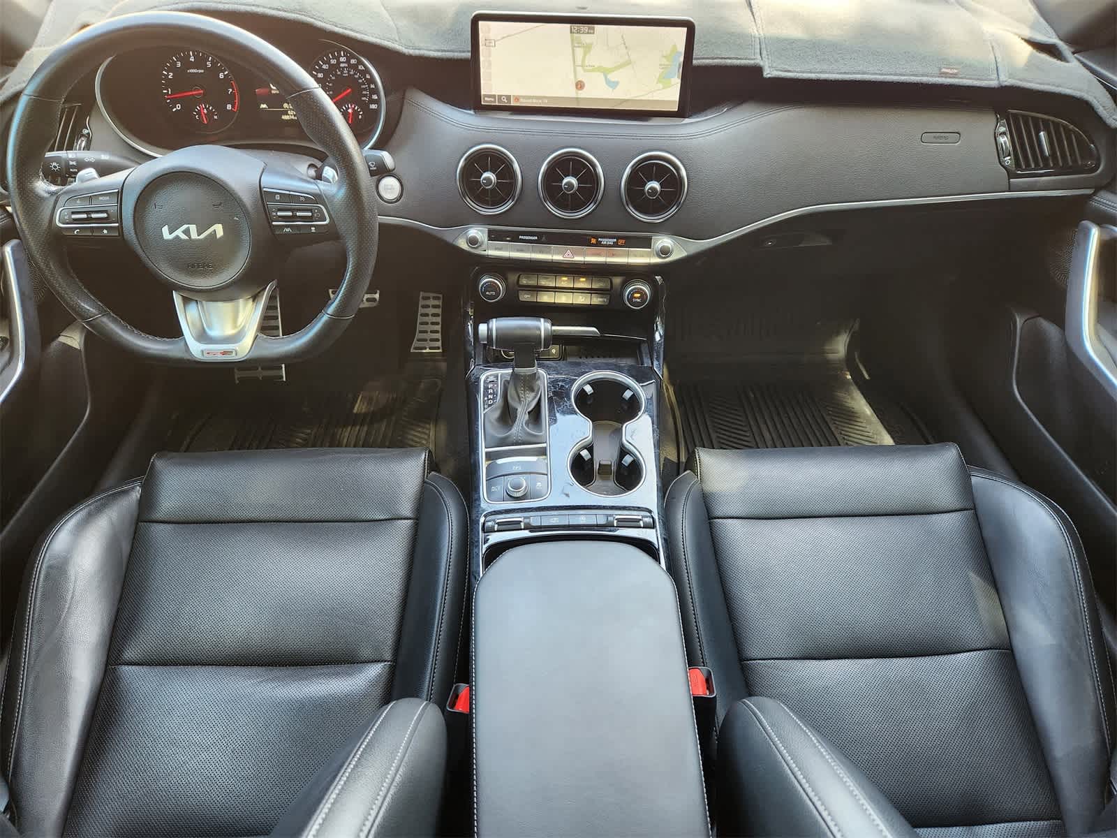 Thumbnail: 2022 Kia Stinger - 24