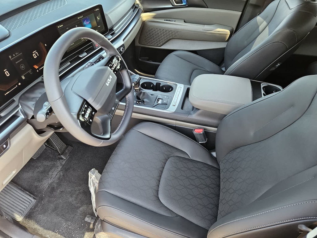 New 2027 Kia Carnival LXS Van Passenger Van