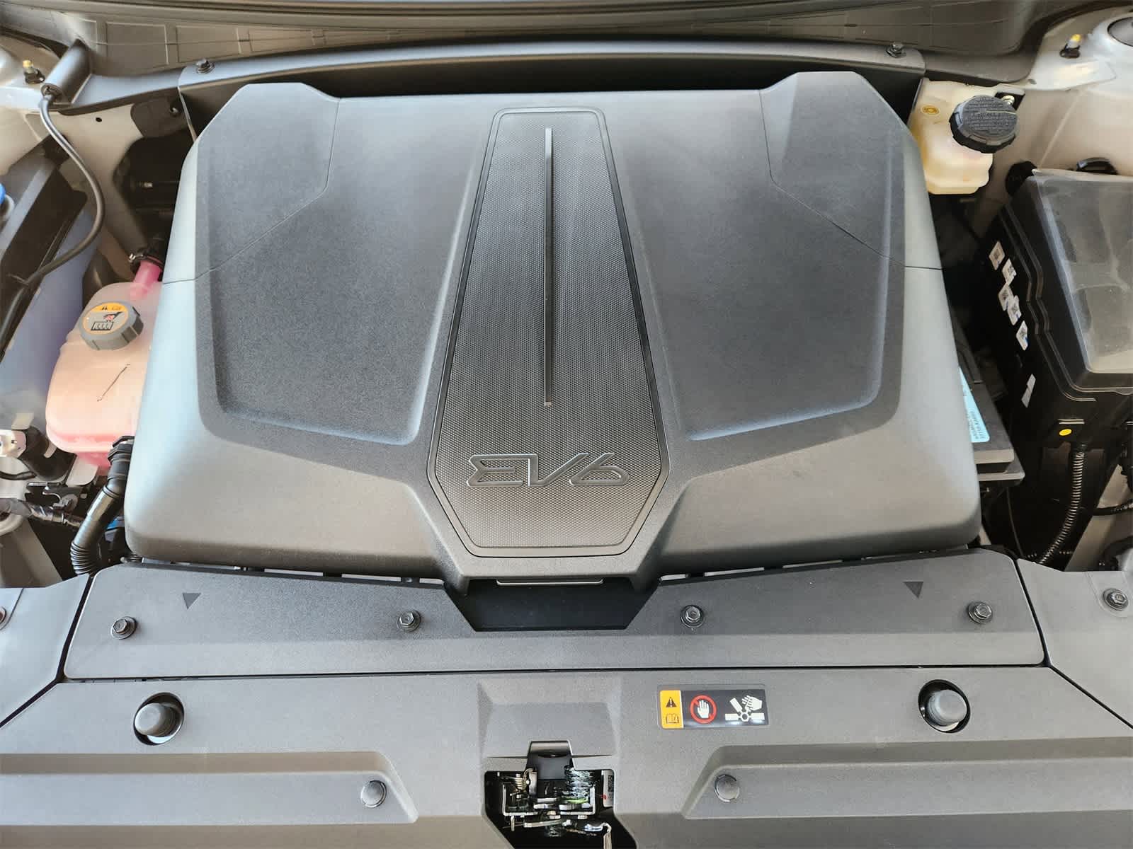 Thumbnail: 2025 Kia EV6 - 8