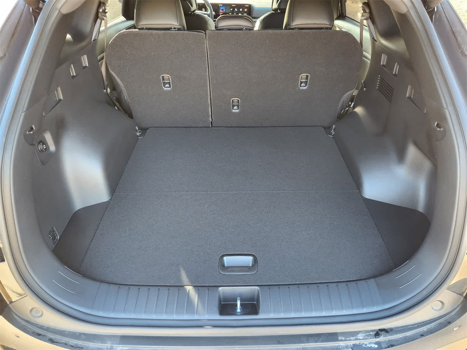 Thumbnail: 2026 Kia Sportage - 23