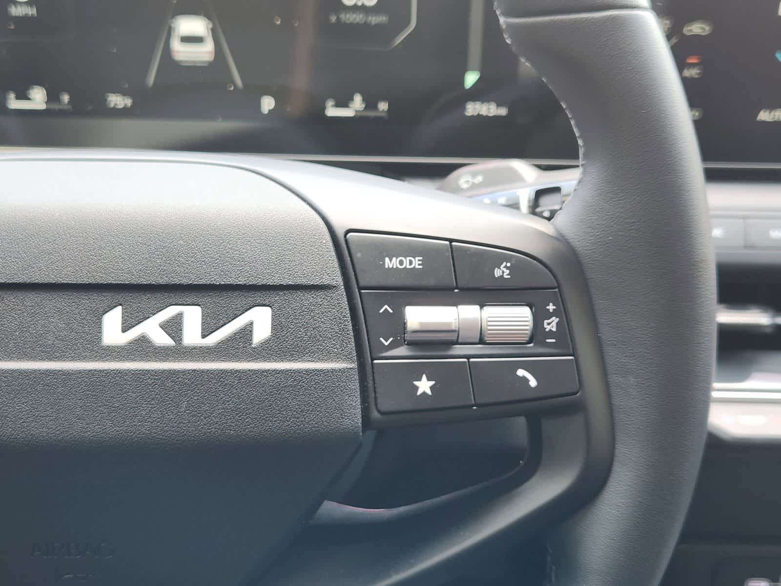 Thumbnail: 2025 Kia K4 - 28