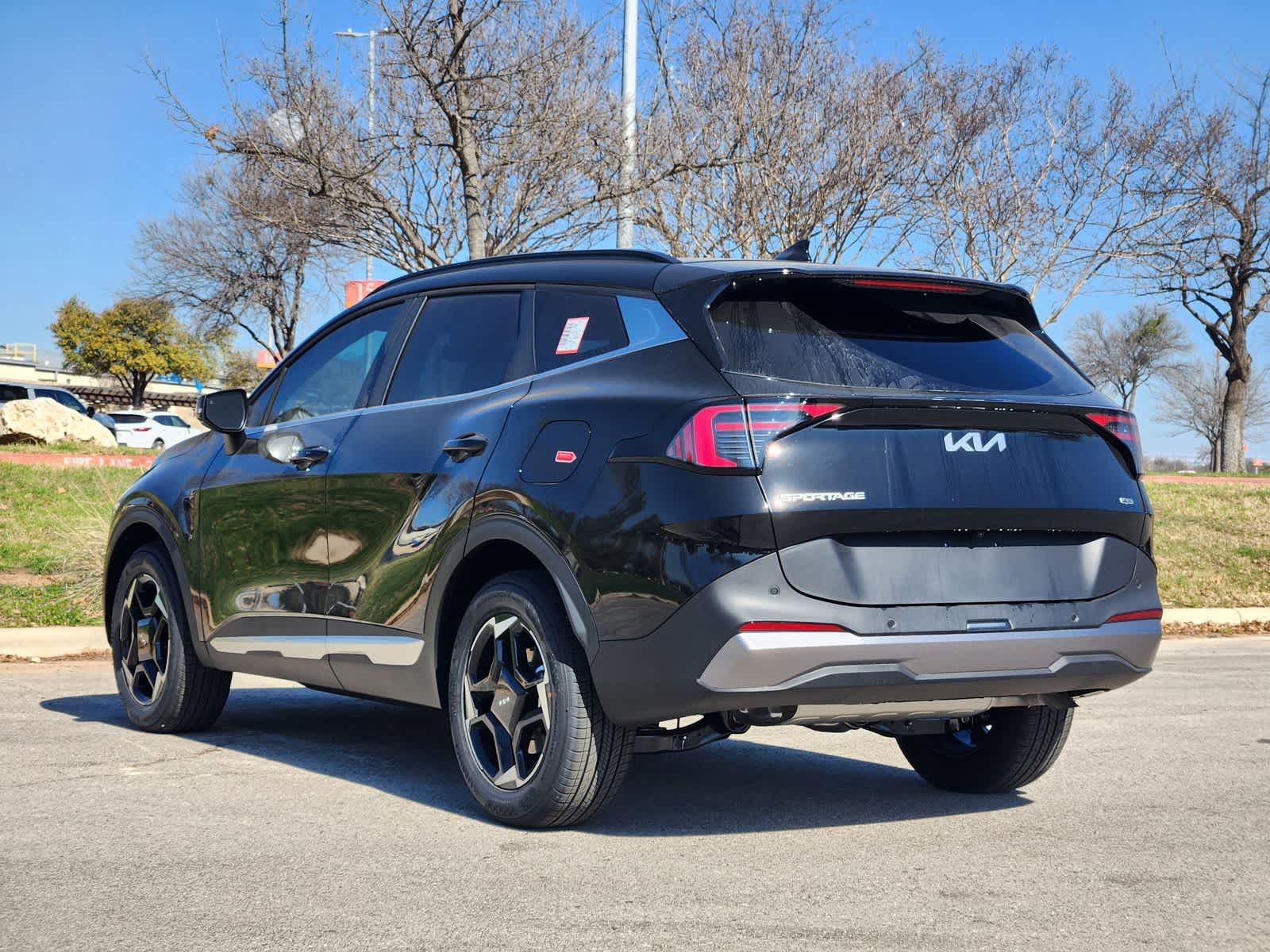 Thumbnail: 2026 Kia Sportage - 5