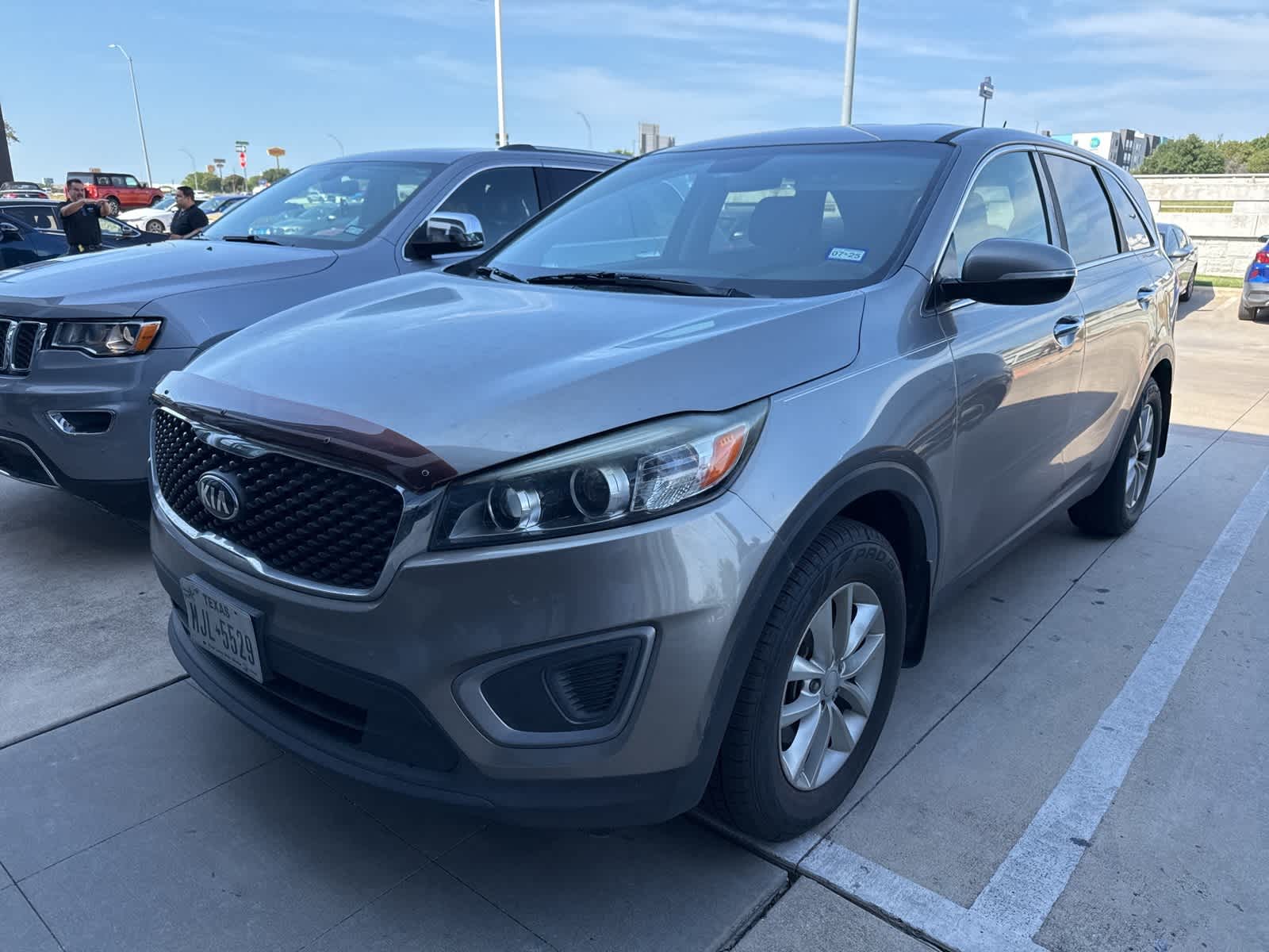 Thumbnail: 2016 Kia Sorento - 1