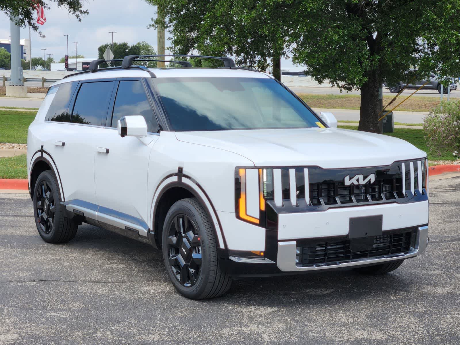 Thumbnail: 2027 Kia Telluride - 3