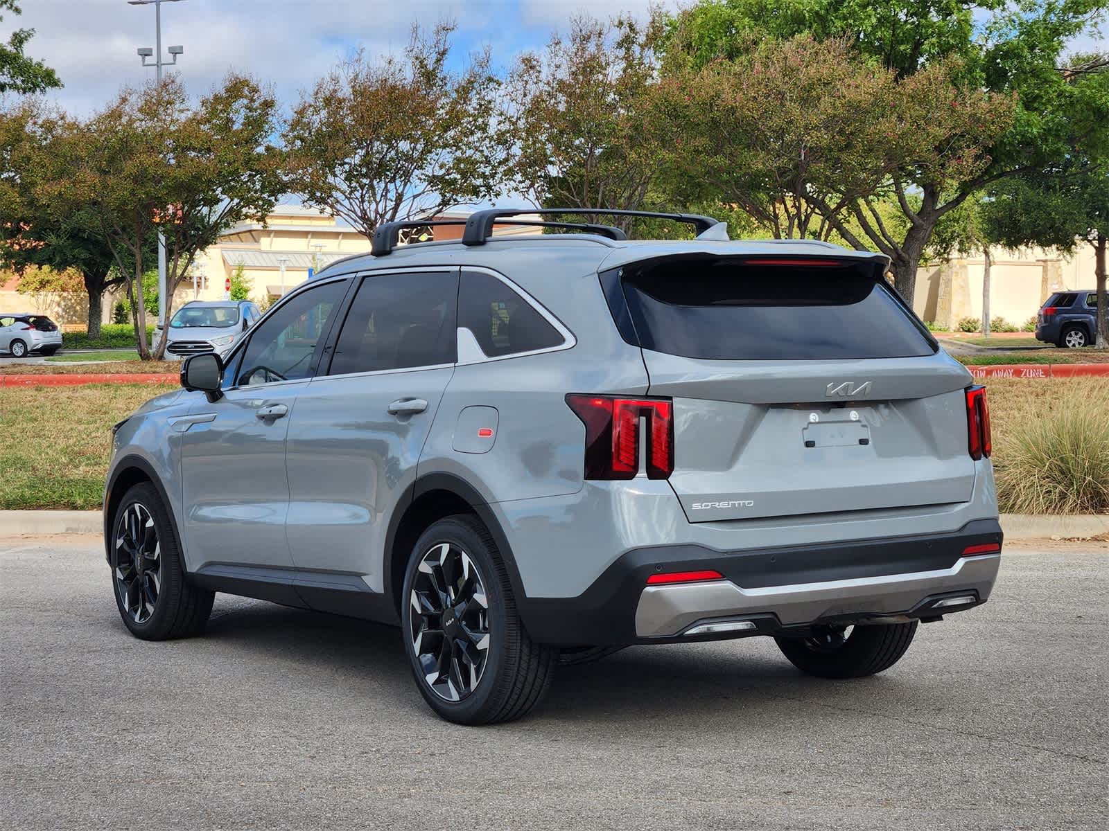 Thumbnail: 2026 Kia Sorento - 5